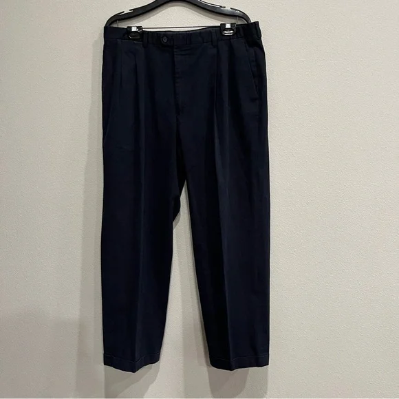 Burberry London navy blue pleated front pants size 36 x 28.5 stretch slacks - Picture 6 of 10